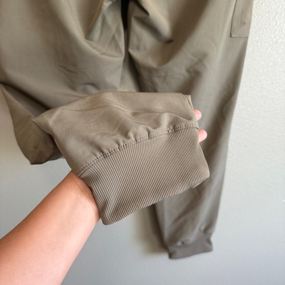 Abercrombie & Fitch Men’s Cargo Joggers - XL - Picture 7 of 8